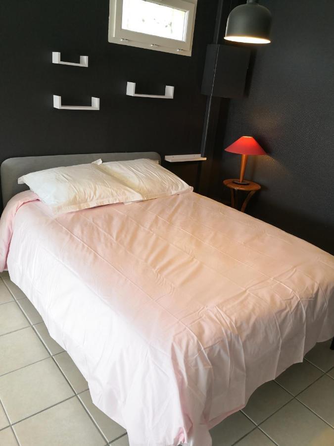 Chambre Meublee Avec Vue Panoramique A Perigueux Sanilhac  Exteriér fotografie